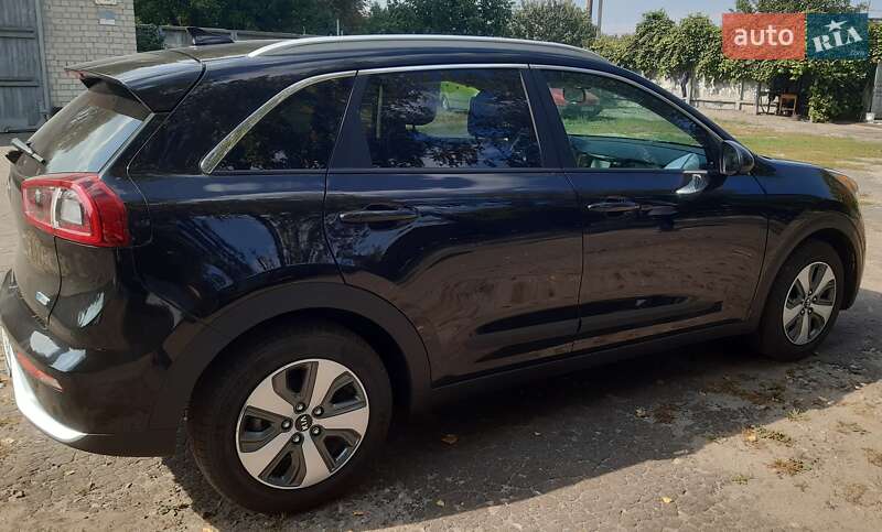 Позашляховик / Кросовер Kia Niro 2019 в Чернігові фото 4 Позашляховик / Кросовер Kia Niro 2019 в Чернігові