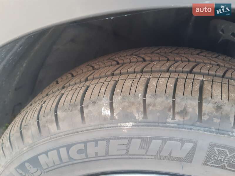 Позашляховик / Кросовер Kia Niro 2019 в Чернігові фото 17 Позашляховик / Кросовер Kia Niro 2019 в Чернігові