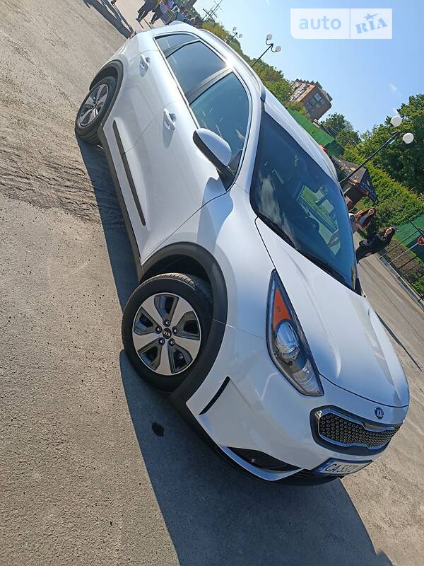 Внедорожник / Кроссовер Kia Niro 2019 в Умани