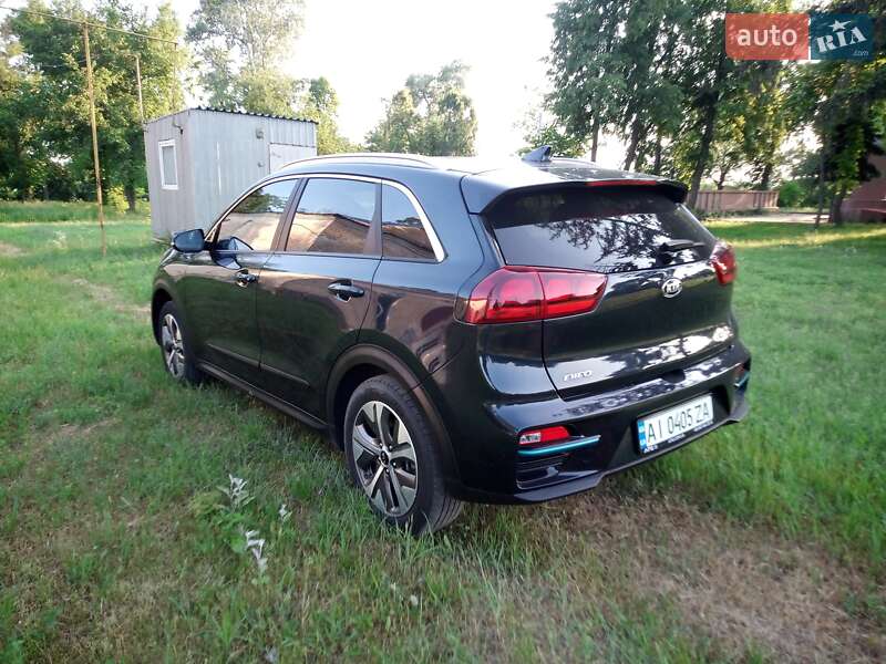 Внедорожник / Кроссовер Kia Niro 2019 в Броварах