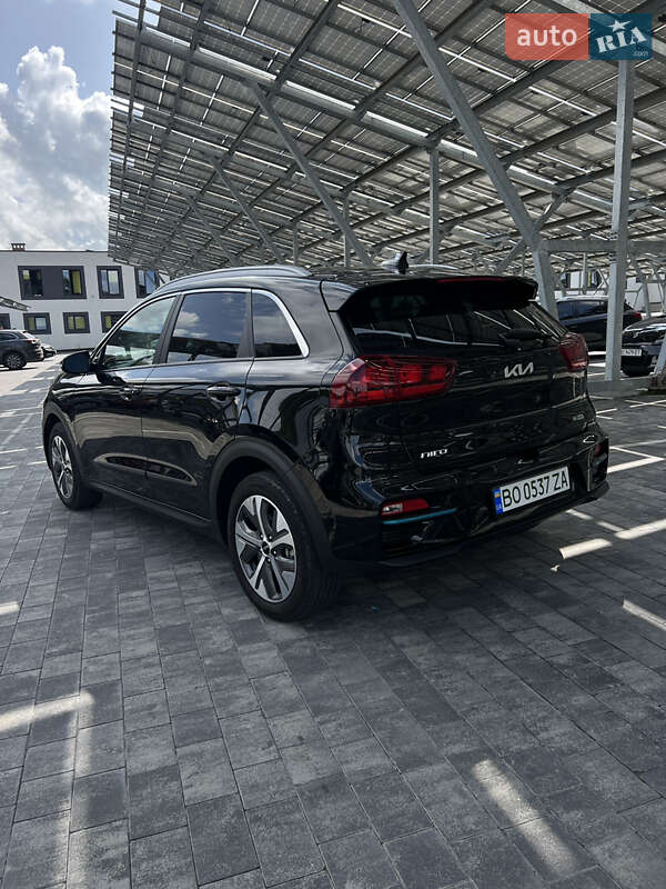 Позашляховик / Кросовер Kia Niro 2022 в Львові