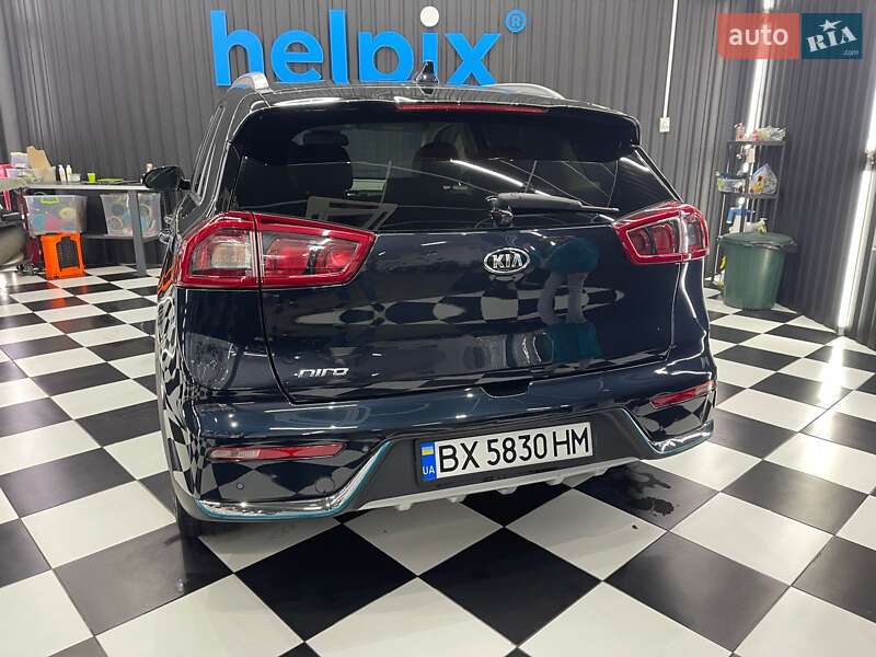 Внедорожник / Кроссовер Kia Niro 2018 в Хмельницком