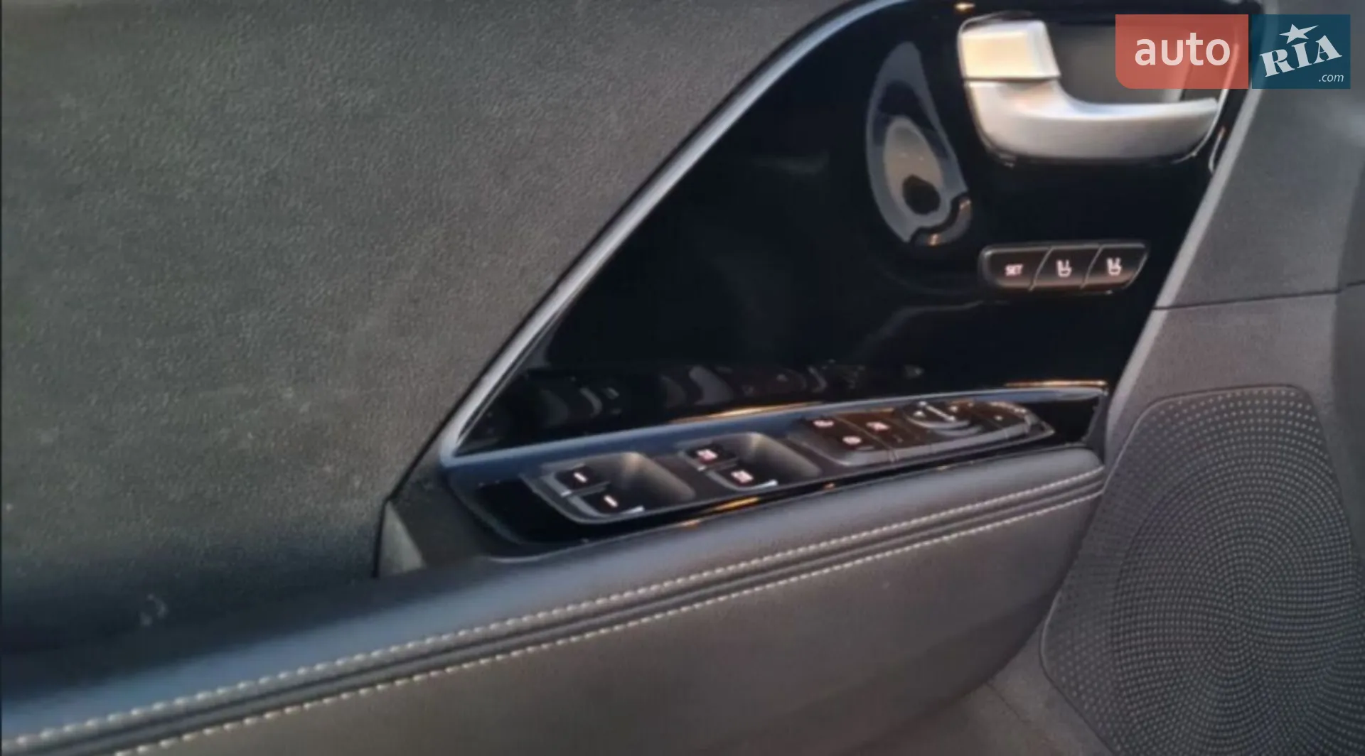 2017 Kia Niro - мініатюра 52