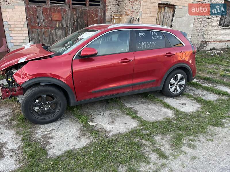 Позашляховик / Кросовер Kia Niro 2019 в Романіву фото 3 Позашляховик / Кросовер Kia Niro 2019 в Романіву