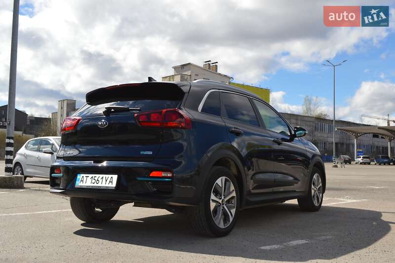 Внедорожник / Кроссовер Kia Niro 2021 в Ивано-Франковске