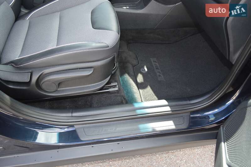 Внедорожник / Кроссовер Kia Niro 2021 в Ивано-Франковске