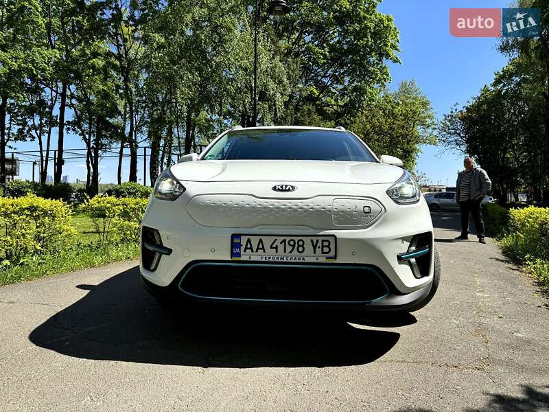 Внедорожник / Кроссовер Kia Niro 2021 в Киеве