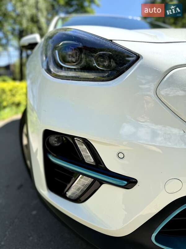 Внедорожник / Кроссовер Kia Niro 2021 в Киеве