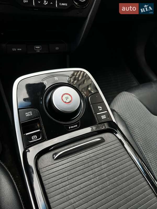 Позашляховик / Кросовер Kia Niro 2019 в Житомирі