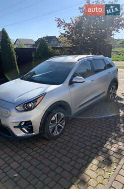 Позашляховик / Кросовер Kia Niro 2020 в Івано-Франківську
