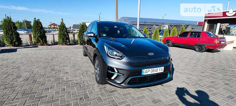 Внедорожник / Кроссовер Kia Niro 2019 в Марганце