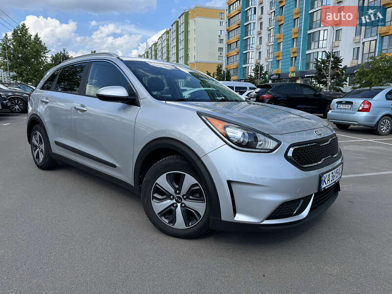 Внедорожник / Кроссовер Kia Niro 2017 в Киеве фото Внедорожник / Кроссовер Kia Niro 2017 в Киеве