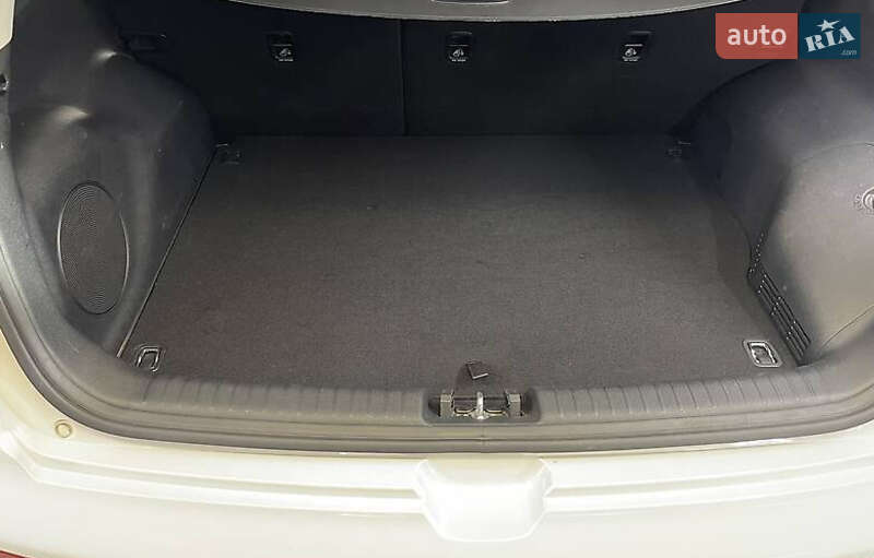 Внедорожник / Кроссовер Kia Niro 2018 в Киеве фото 19 Внедорожник / Кроссовер Kia Niro 2018 в Киеве