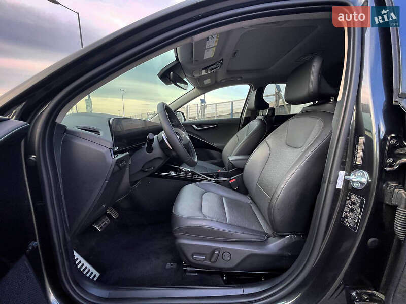 Внедорожник / Кроссовер Kia Niro 2023 в Львове