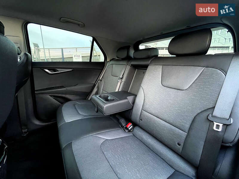 Внедорожник / Кроссовер Kia Niro 2023 в Львове