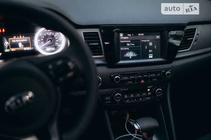 Внедорожник / Кроссовер Kia Niro 2016 в Переяславе