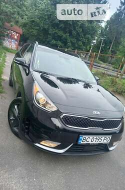 Позашляховик / Кросовер Kia Niro 2017 в Львові