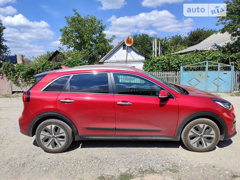 Внедорожник / Кроссовер Kia Niro 2020 в Днепре фото 2 Внедорожник / Кроссовер Kia Niro 2020 в Днепре