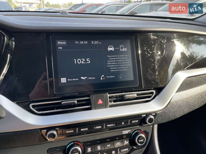 Позашляховик / Кросовер Kia Niro 2020 в Львові