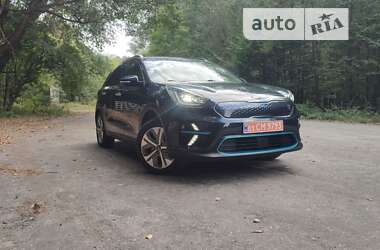 Внедорожник / Кроссовер Kia Niro 2019 в Радомышле