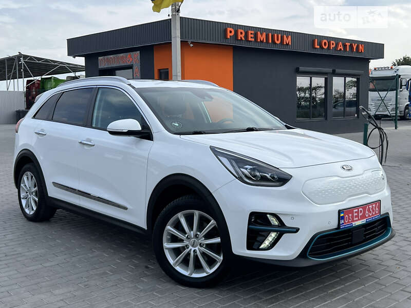 Внедорожник / Кроссовер Kia Niro 2020 в Лопатине