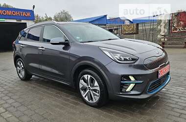 Позашляховик / Кросовер Kia Niro 2020 в Радомишлі