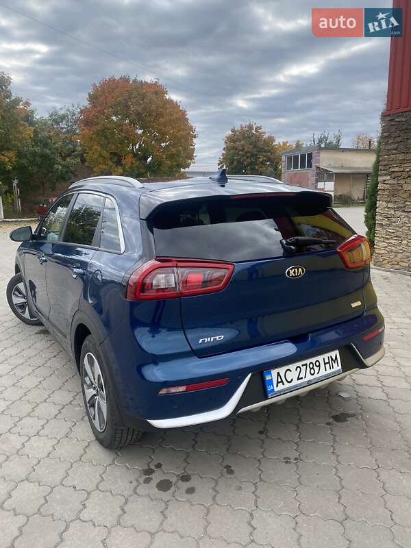 Внедорожник / Кроссовер Kia Niro 2017 в Ковеле