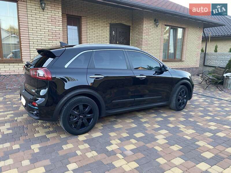 Внедорожник / Кроссовер Kia Niro 2019 в Житомире