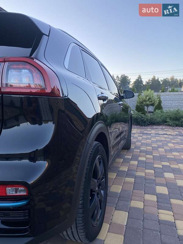 Внедорожник / Кроссовер Kia Niro 2019 в Житомире