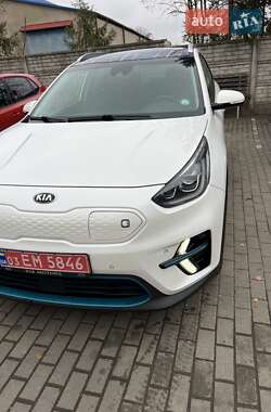 Позашляховик / Кросовер Kia Niro 2020 в Володимирі