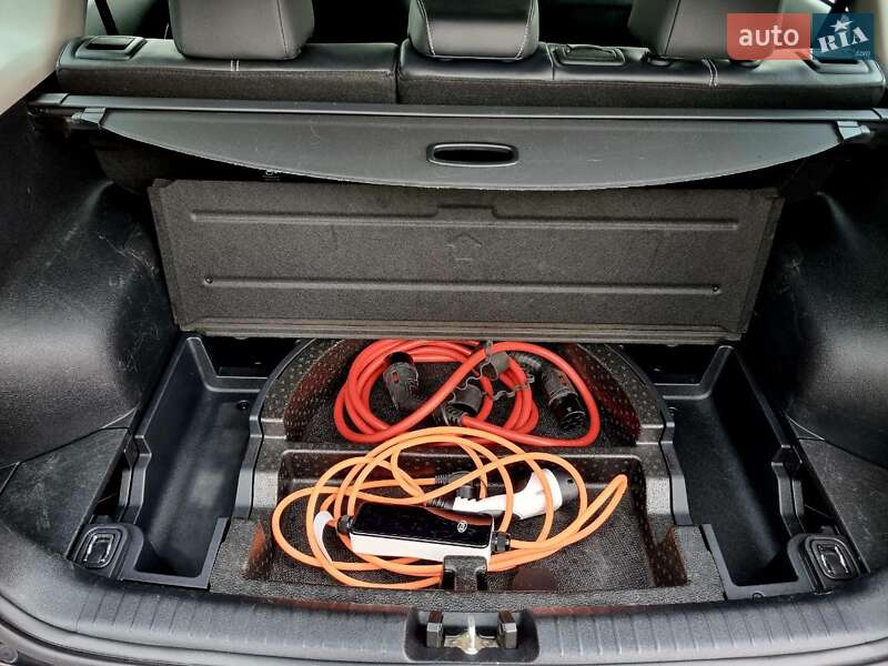 Позашляховик / Кросовер Kia Niro 2020 в Дрогобичі