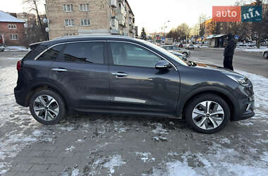 Внедорожник / Кроссовер Kia Niro 2019 в Дубно