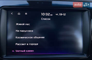 Позашляховик / Кросовер Kia Niro 2019 в Львові