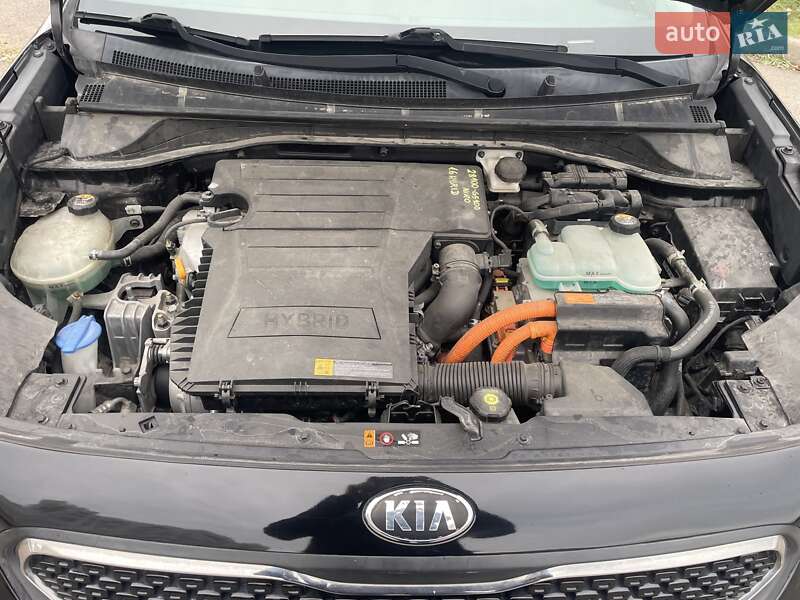 Внедорожник / Кроссовер Kia Niro 2017 в Сквире
