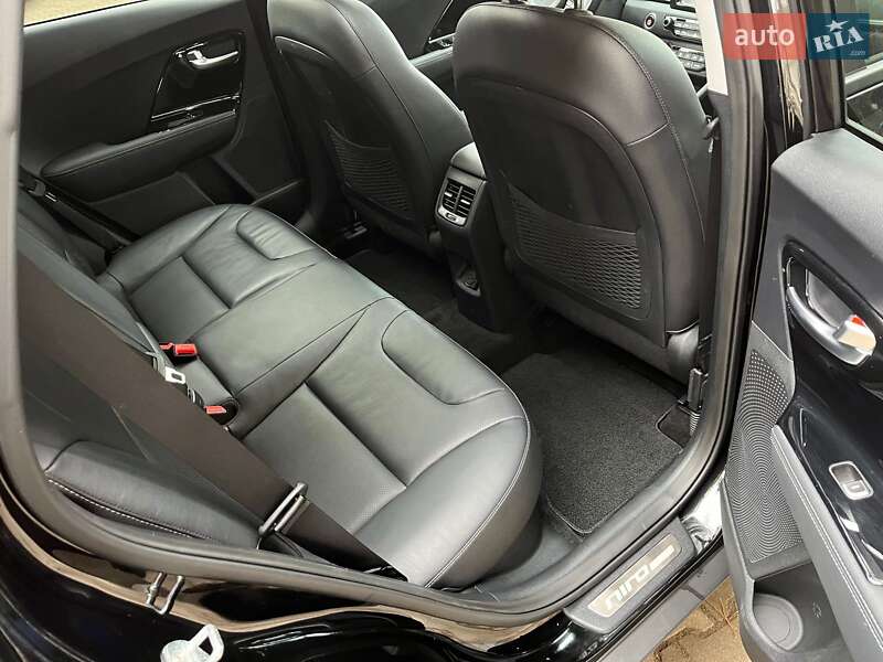 Внедорожник / Кроссовер Kia Niro 2018 в Киеве фото 8 Внедорожник / Кроссовер Kia Niro 2018 в Киеве