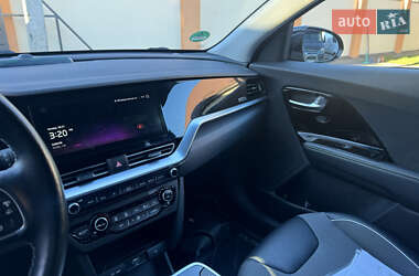 Внедорожник / Кроссовер Kia Niro 2021 в 