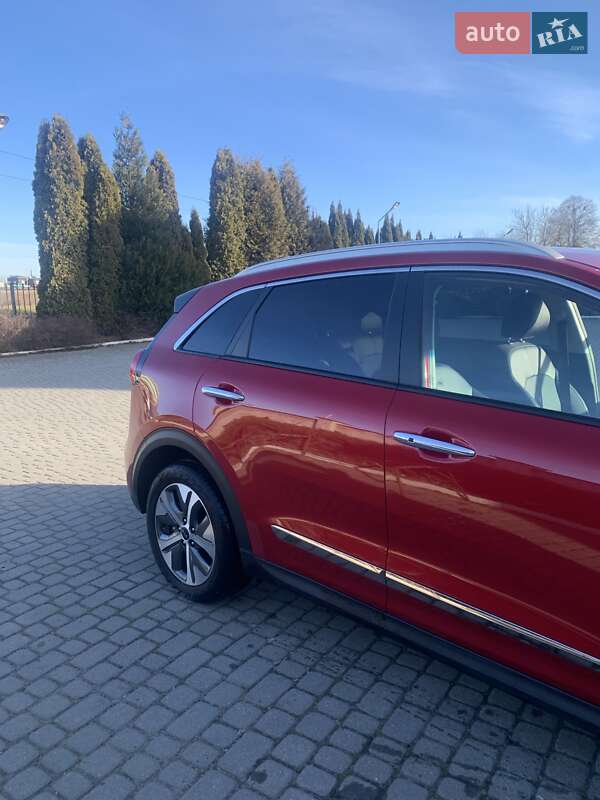 Внедорожник / Кроссовер Kia Niro 2020 в 