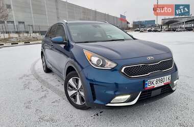 Внедорожник / Кроссовер Kia Niro 2017 в Ровно