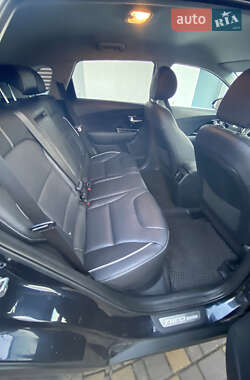 Внедорожник / Кроссовер Kia Niro 2019 в 