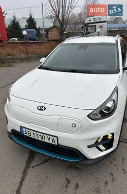 Позашляховик / Кросовер Kia Niro 2019 в 