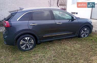 Внедорожник / Кроссовер Kia Niro 2019 в Черкассах