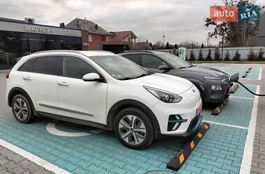 Позашляховик / Кросовер Kia Niro 2020 в Києві