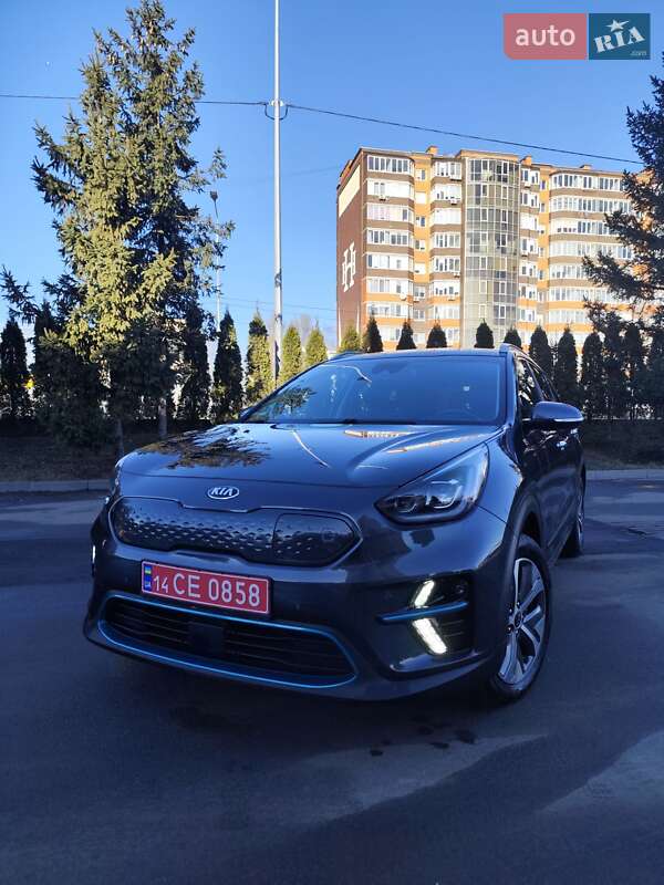 Позашляховик / Кросовер Kia Niro 2019 в Тернополі