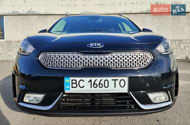 Позашляховик / Кросовер Kia Niro 2017 в 