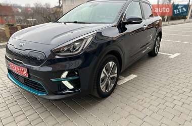 Внедорожник / Кроссовер Kia Niro 2019 в Киеве