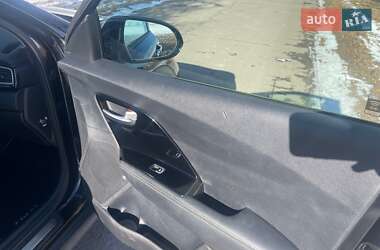 Позашляховик / Кросовер Kia Niro 2019 в 