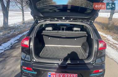 Позашляховик / Кросовер Kia Niro 2019 в 