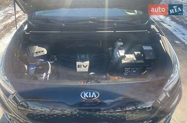 Позашляховик / Кросовер Kia Niro 2019 в 