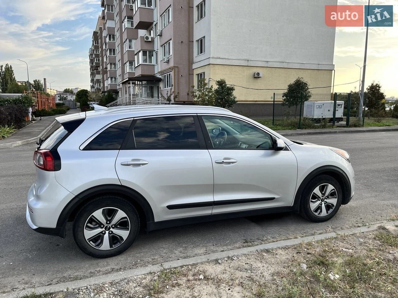 2017 Kia Niro - мініатюра 37