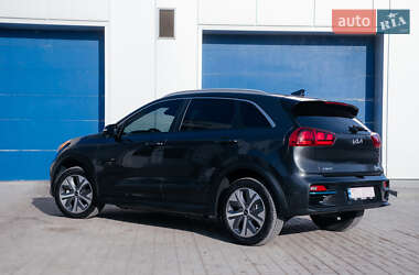 Позашляховик / Кросовер Kia Niro 2022 в 